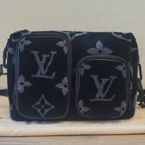 LV Monogram Eclipse Tuffetage Multi-Pocket Speedy - Pristine Condition